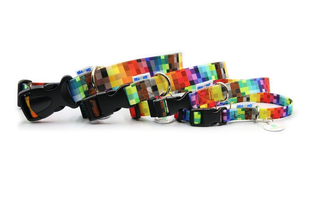 Collar With A Plastic Buckle - Pixels