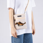 Pippi Passport Bag - Beige